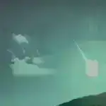 Hyuston, Bir Problemimiz var: Peyk Gözləri ilə Qaranlıqları Açmaq