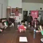 Parıldayanların hamısı plastikdir; oyanmış ağac müxtəlifliyi; yaşadığımız qravitasiya hövzəsi