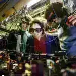 Ağaclar və kollardakı maraqlı mavi halqalar keçmişin soyuq yaylarını ortaya qoyur – potensial olaraq vulkan püskürmələri