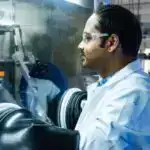 İlk “ağıllı”, geyilə bilən, uşaq yumşaq ekzoskeleti motor problemləri olan uşaqlar üçün hərəkətlilik təmin edir