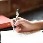 Y xromosomunun kişilərin qadınlardan daha uzun olmasında əsas rol oynadığı aşkar edilmişdir