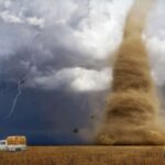 2025-ci ildə tornado xiyabanı Rokkilərin şərqindəki demək olar ki, hər şeyə çevrildi və bu, şiddətli bir il oldu