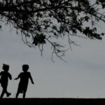 Çoxları göy öskürək, qızılca və məxmərək kimi xəstəliklərin vurduğu zərəri unudurlar. Bu ailələr deyil