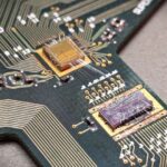 Çevik elektronikadakı çatlar gözlənildiyindən daha dərindir: Tədqiqat potensial düzəlişləri göstərir