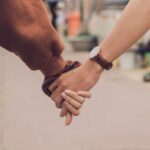 İqlim dəyişikliyinin fotosu: Donmuş Çadar çayında buz daşıyıcıları