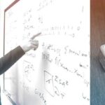 Qara dəlik deyil, qaranlıq maddə Süd Yolunun ürəyinə enerji verə bilər