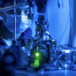 Araşdırmalar göstərir ki, söhbətlər zamanı uyğunlaşma vəziyyətdən çox asılıdır