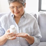 8 saat ərzində yemək yemək qocalmış beynin iti qalmasına kömək edə bilər